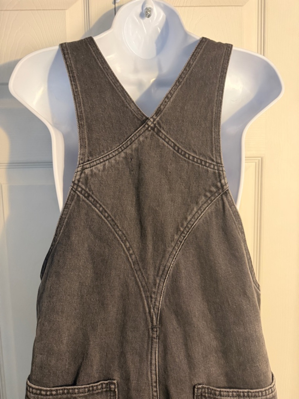 Madewell Denim Oversized Carpenter Overalls in Hartwell Wash size small gray - Picture 11 of 13